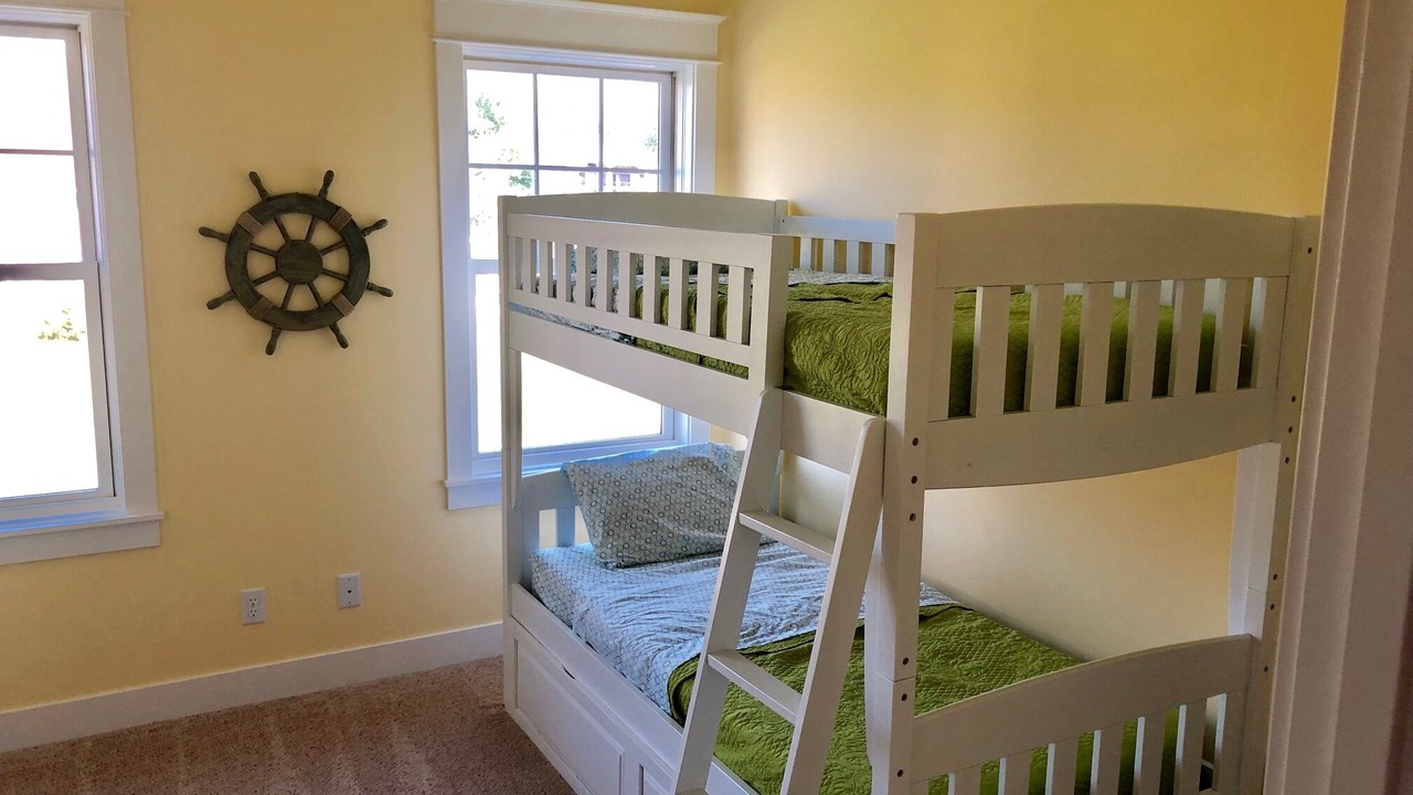 Photo of Bedroom in Miami Park
