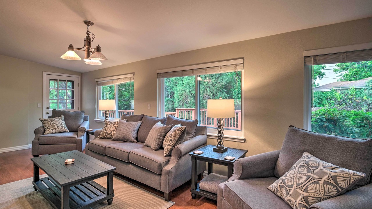Photo of Livingroom in Littleton