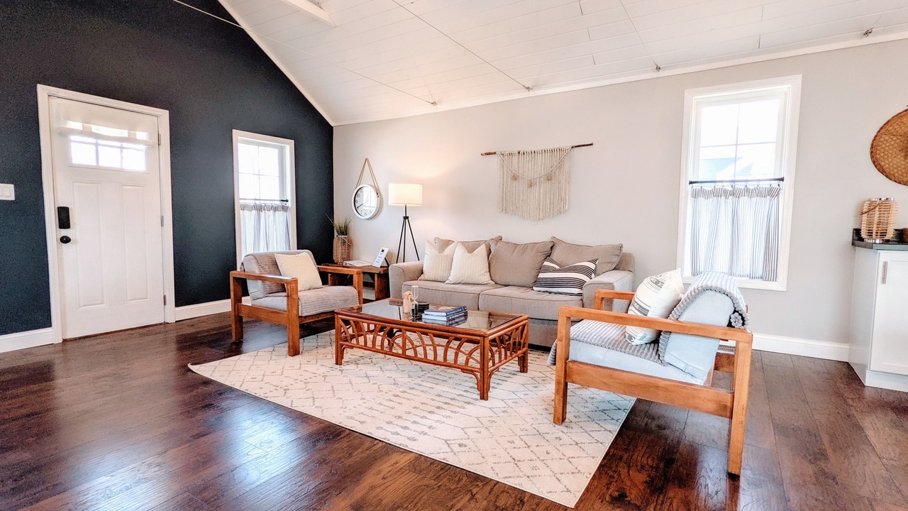 Photo of Livingroom in Three Oaks