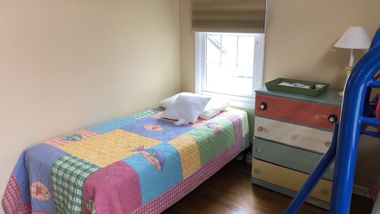 Photo of Bedroom in Cassopolis
