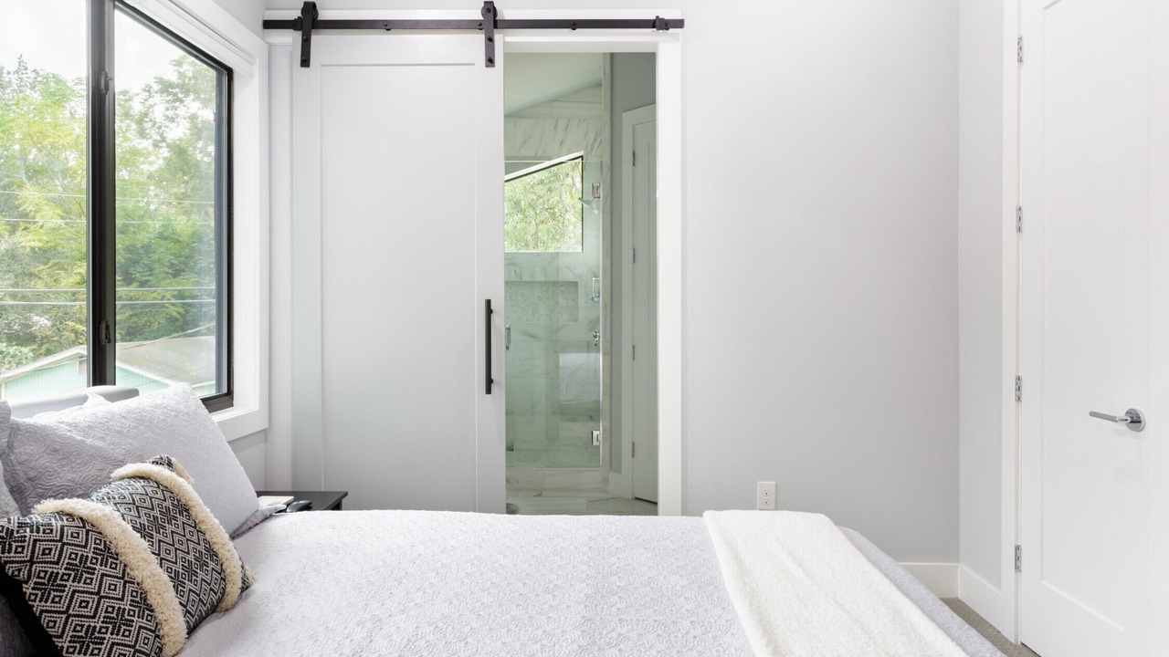 Photo of Bedroom in East Cesar Chavez