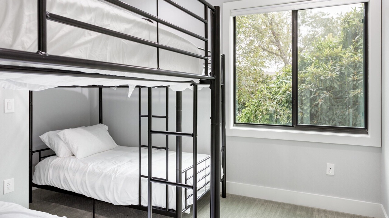 Photo of Bedroom in East Cesar Chavez