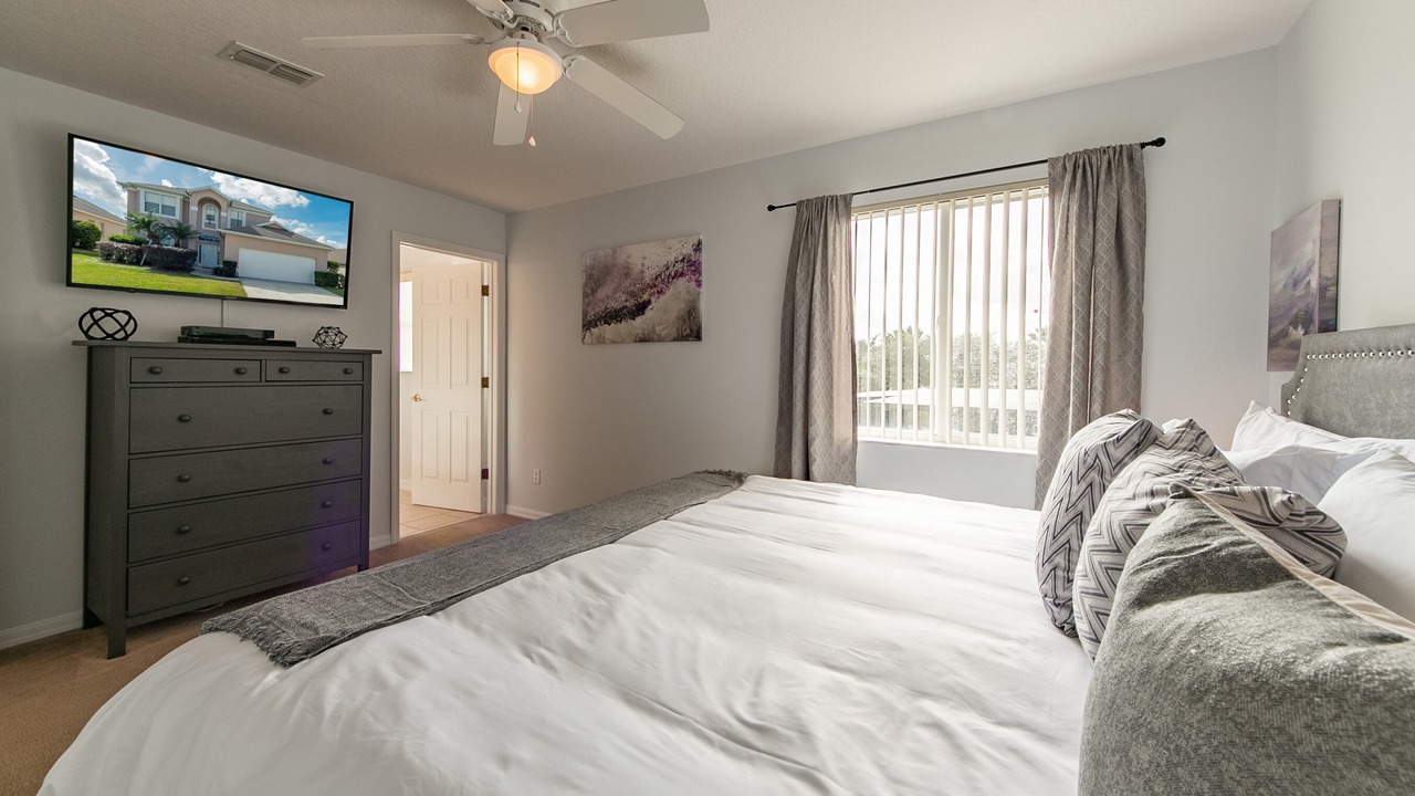 Photo of Bedroom in Tuscan Ridge