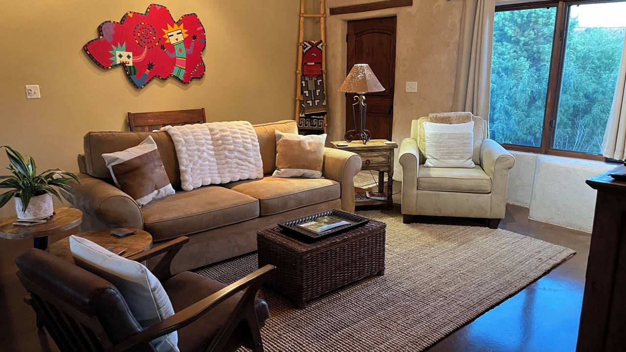 Photo of Livingroom in Canoncito