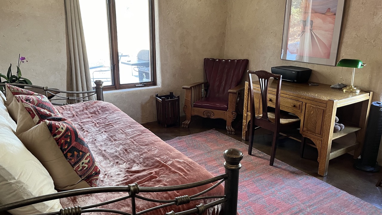 Photo of Bedroom in Canoncito