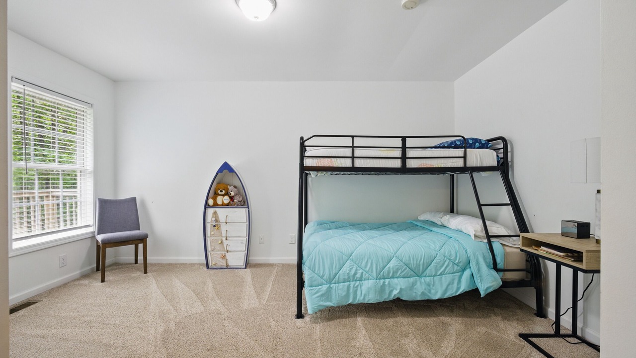 Photo of Bedroom in Salem