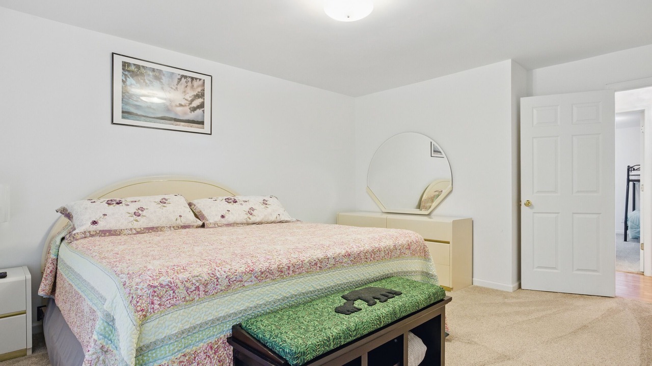 Photo of Bedroom in Salem