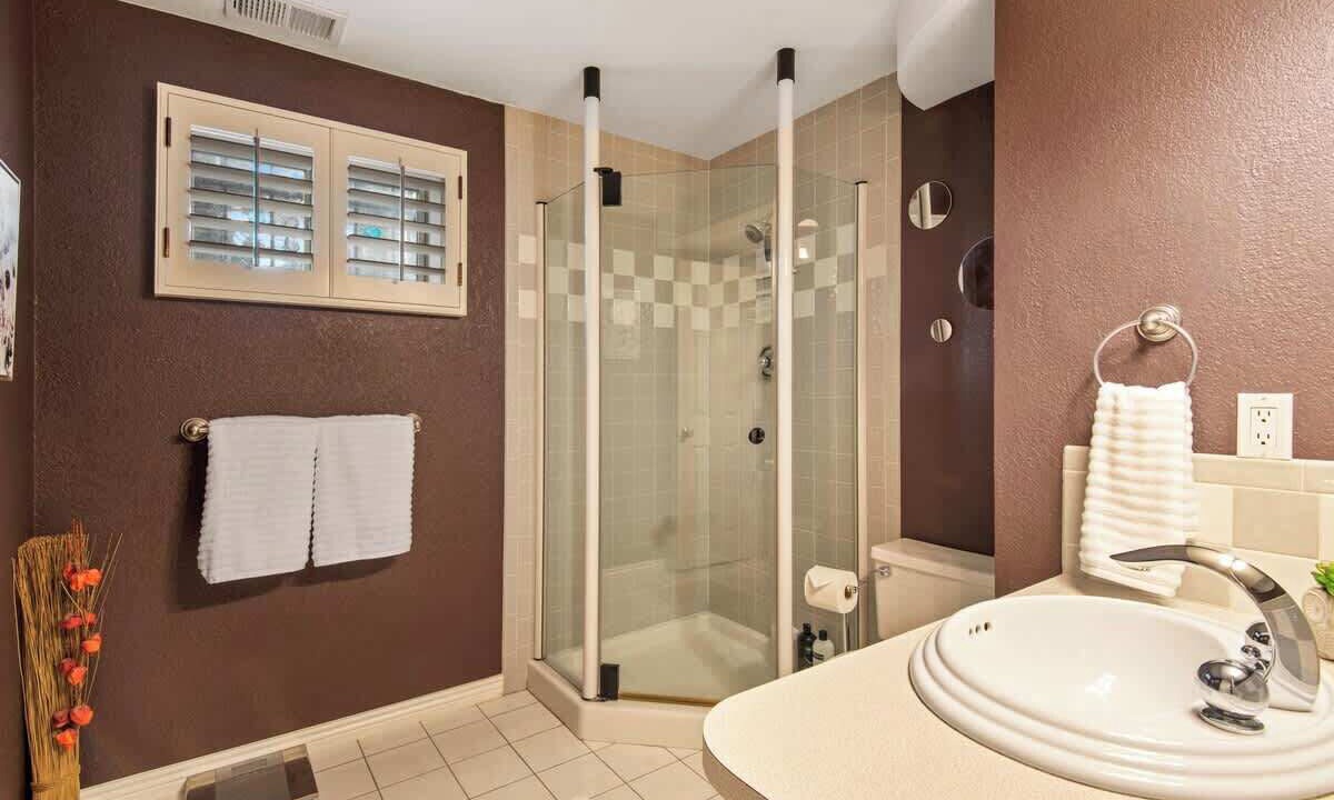 Photo of Bathroom in Coyote Gulch