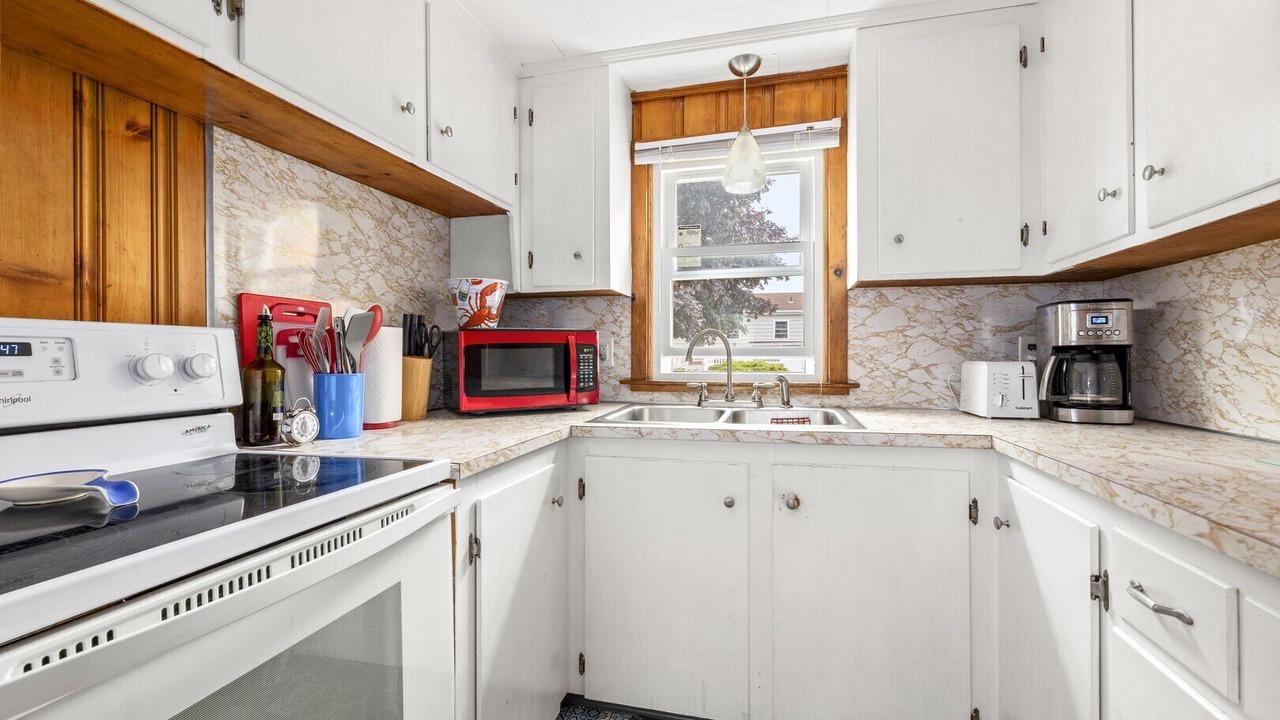Photo of Kitchen in Eastward Look