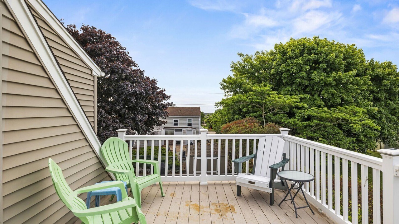 Photo of Outdoor in Eastward Look