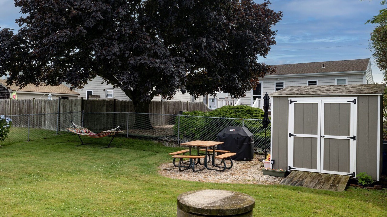 Photo of Outdoor in Eastward Look
