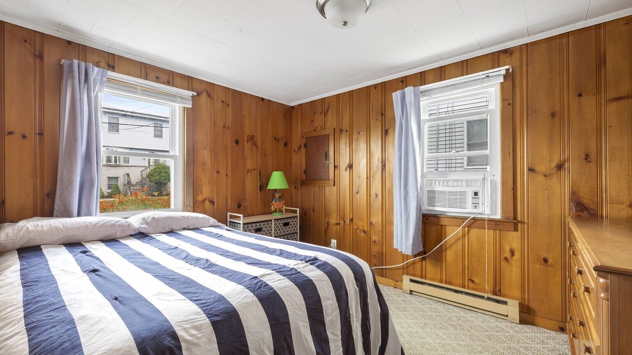 Photo of Bedroom in Eastward Look
