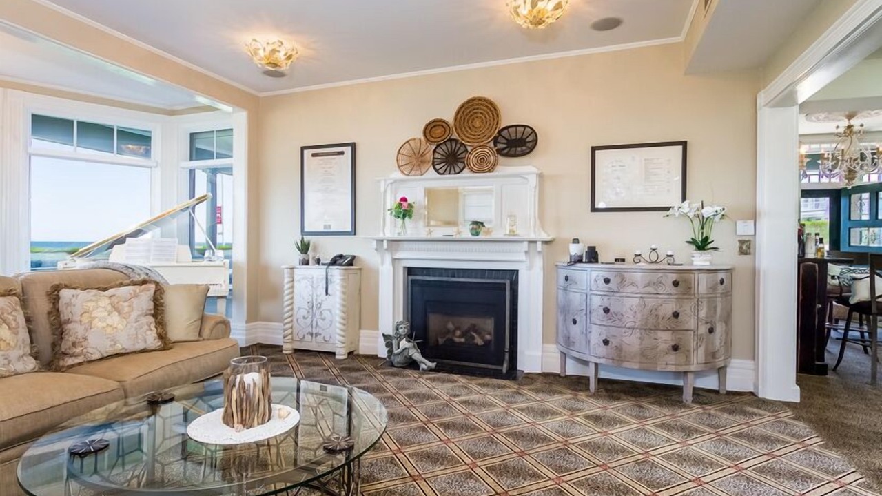 Photo of Livingroom in Narragansett Pier