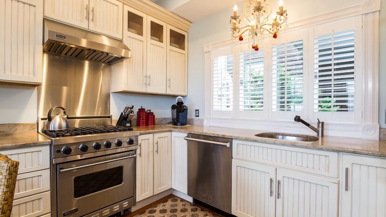 Photo of Kitchen in Narragansett Pier