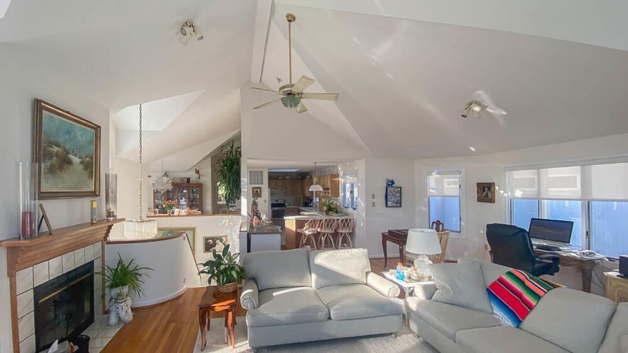 Photo of Livingroom in Gardens