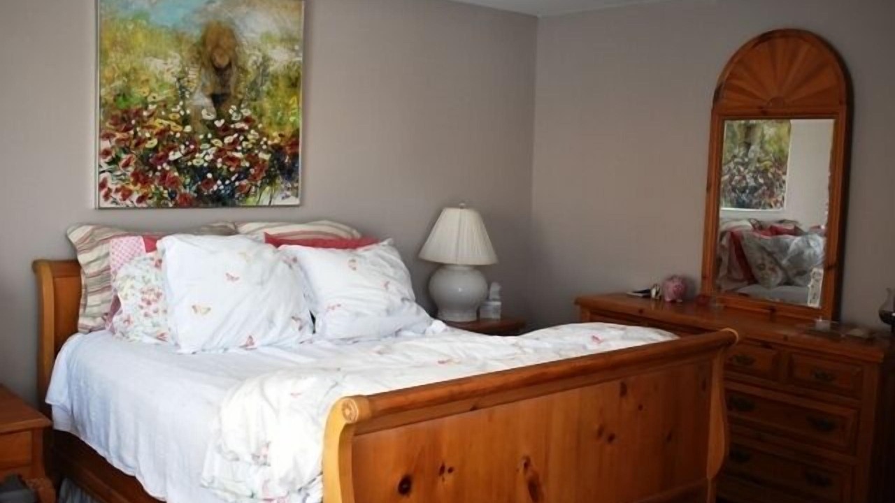 Photo of Bedroom in Gardens