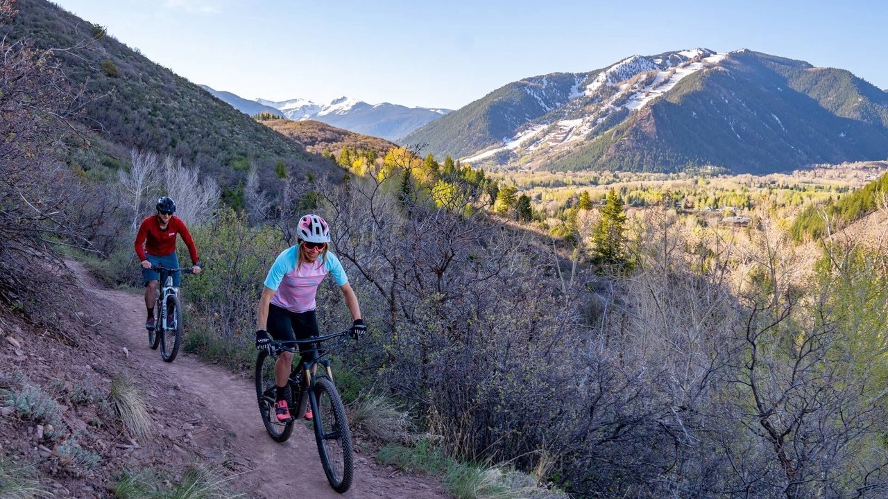 Photo of Others in Aspen