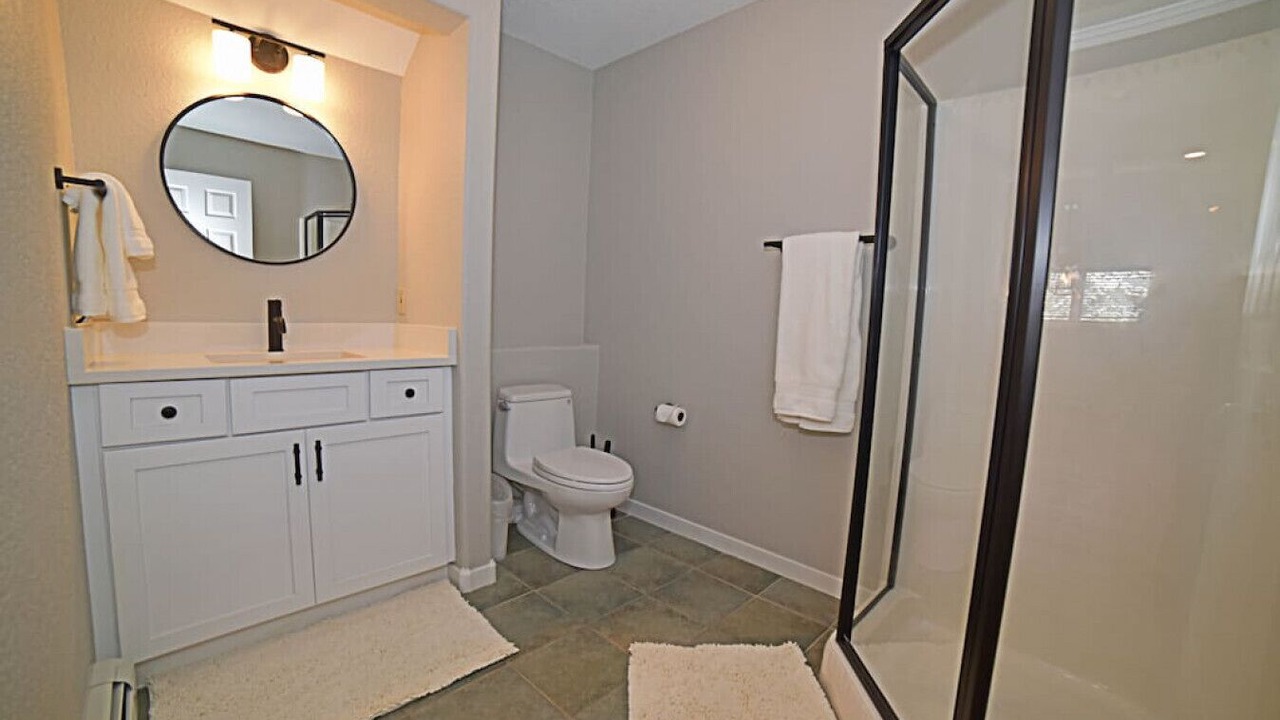 Photo of Bathroom in Three Peaks