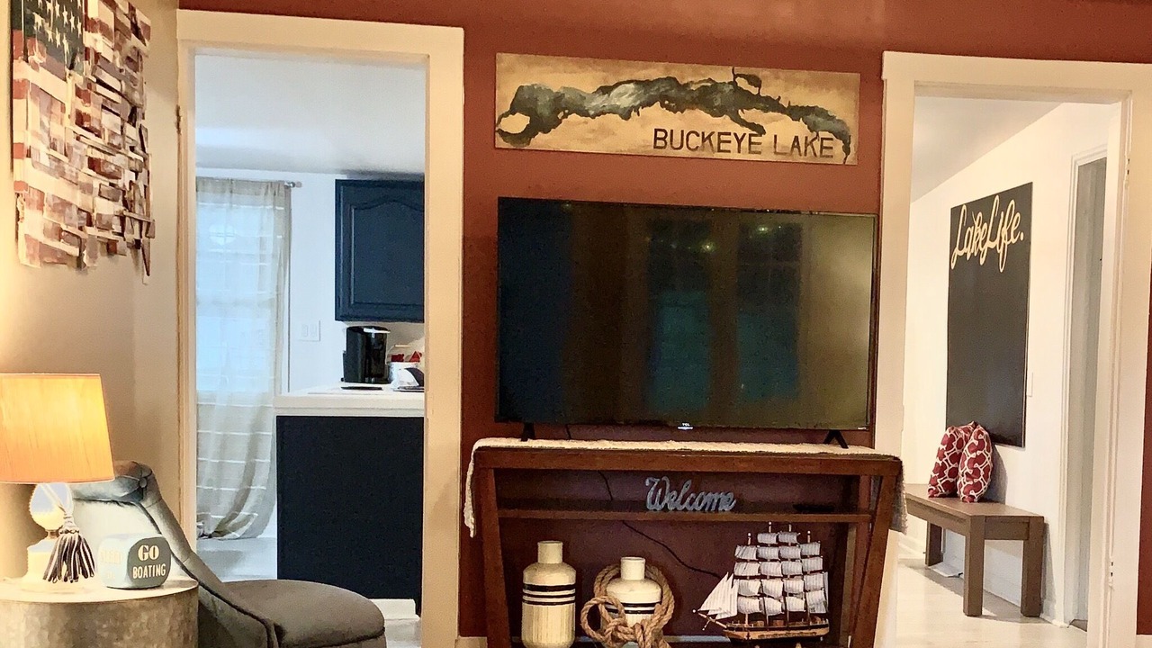 Photo of Bedroom in Buckeye Lake