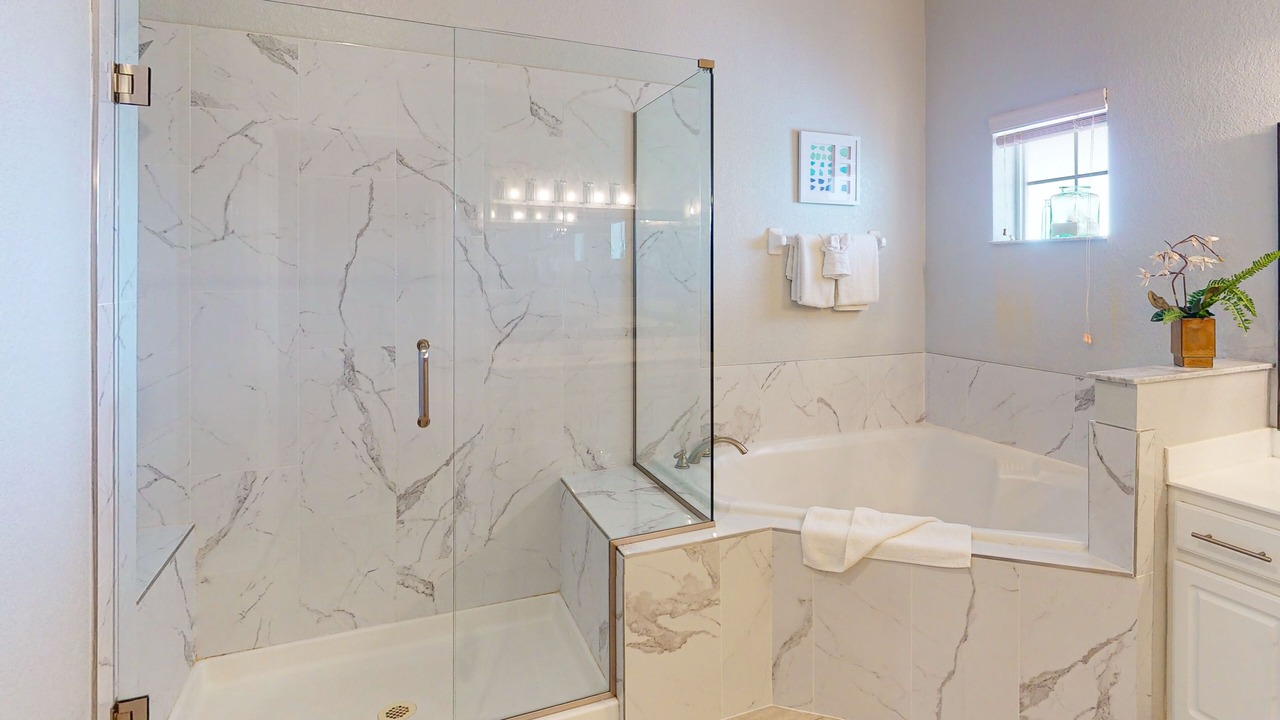 Photo of Bathroom in Bahama Bay