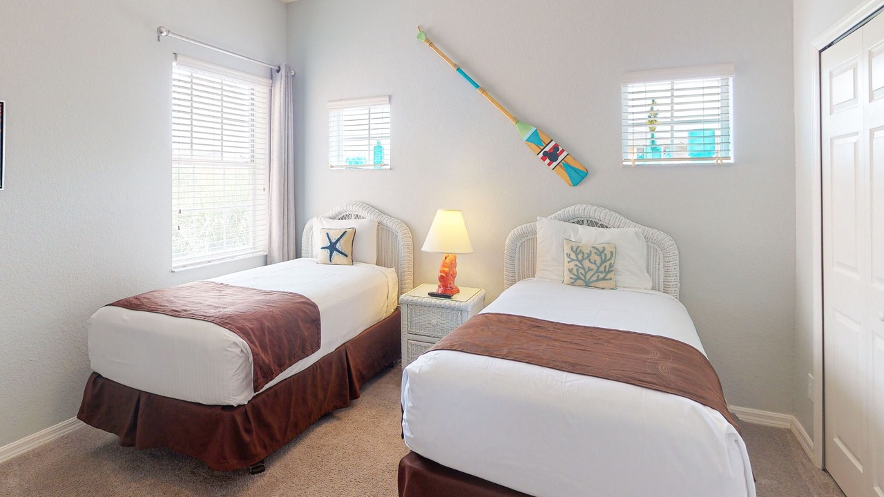 Photo of Bedroom in Bahama Bay