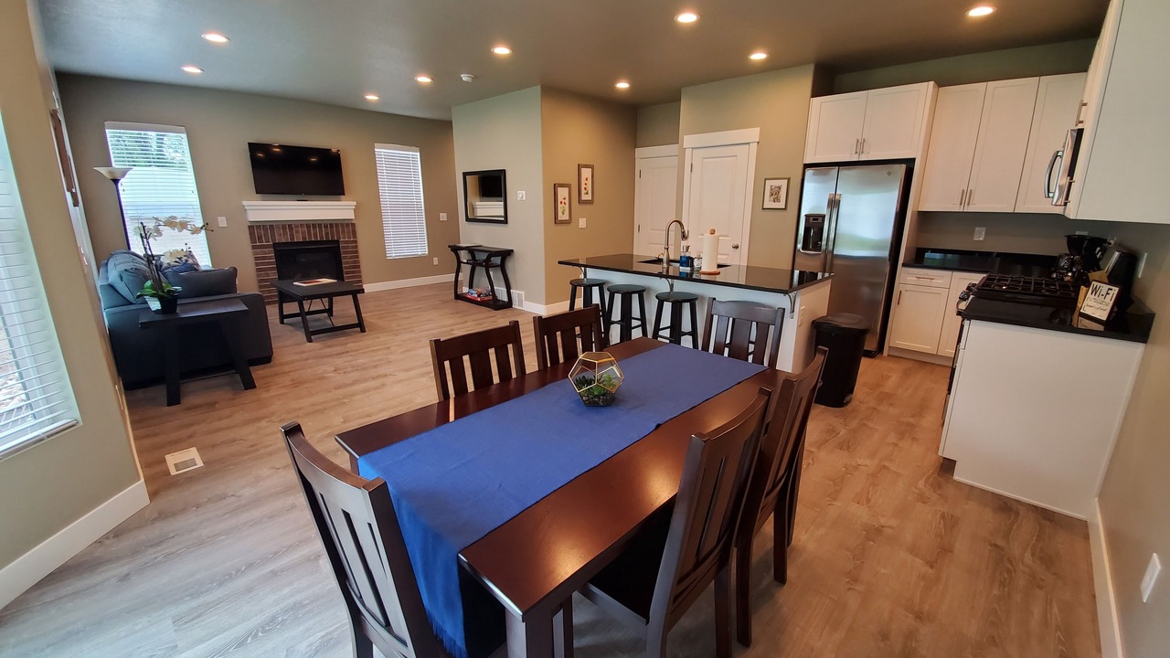 Photo of Bedroom in Midvale