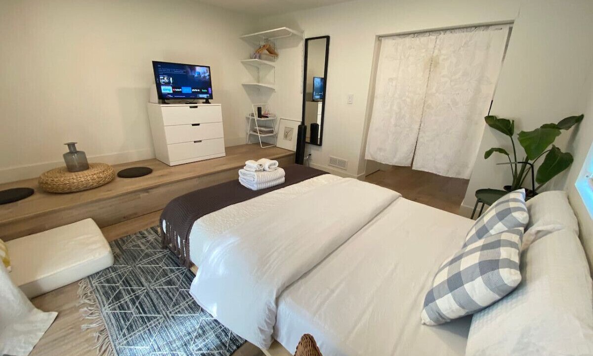 Photo of Bedroom in Los Feliz
