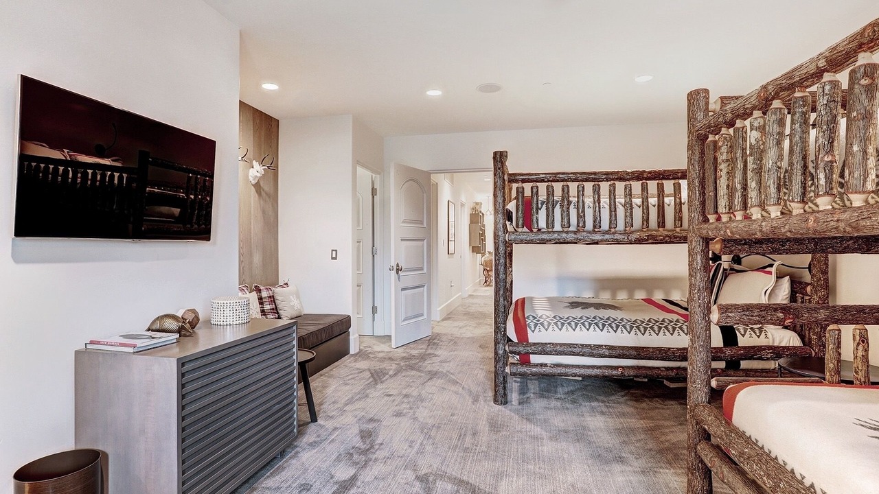 Photo of Bedroom in Vail