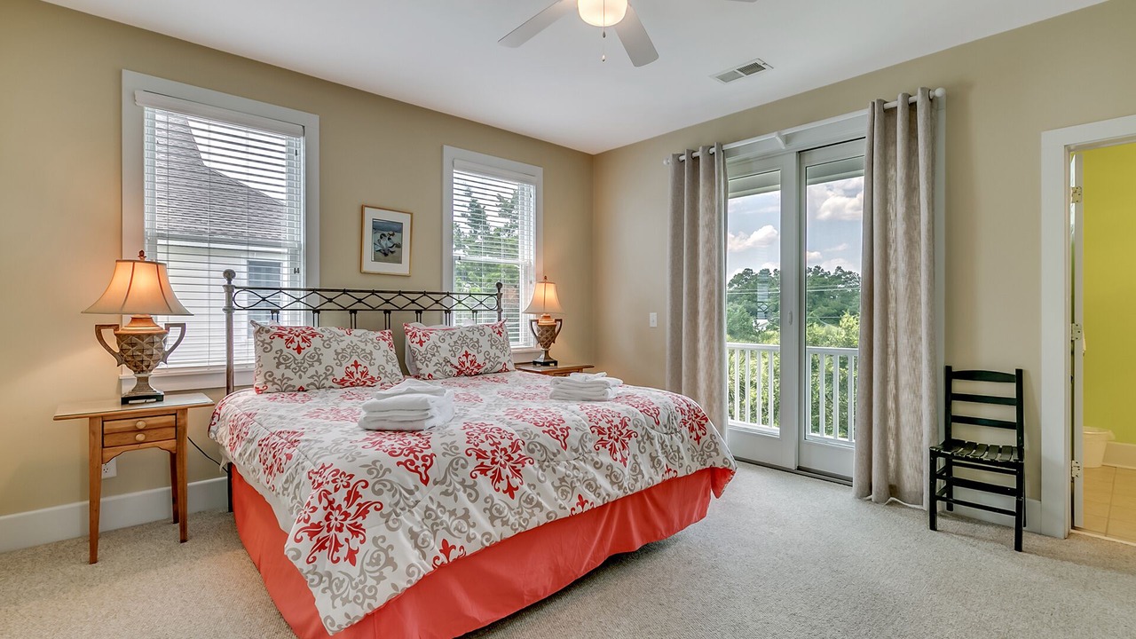 Photo of Bedroom in North Litchfield Beach