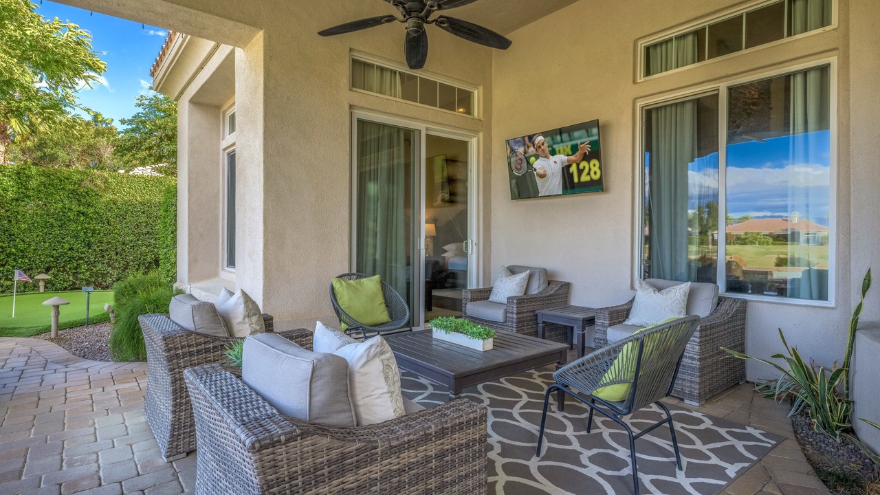 Photo of Patio Balcony in La Quinta