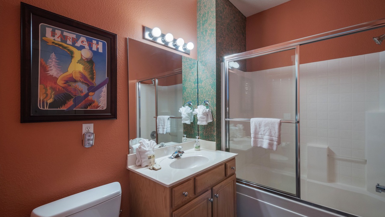 Photo of Bathroom in Pinebrook