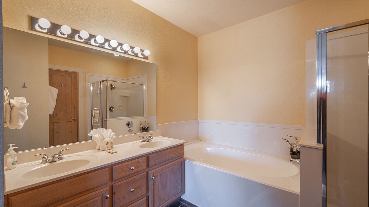 Photo of Bathroom in Pinebrook