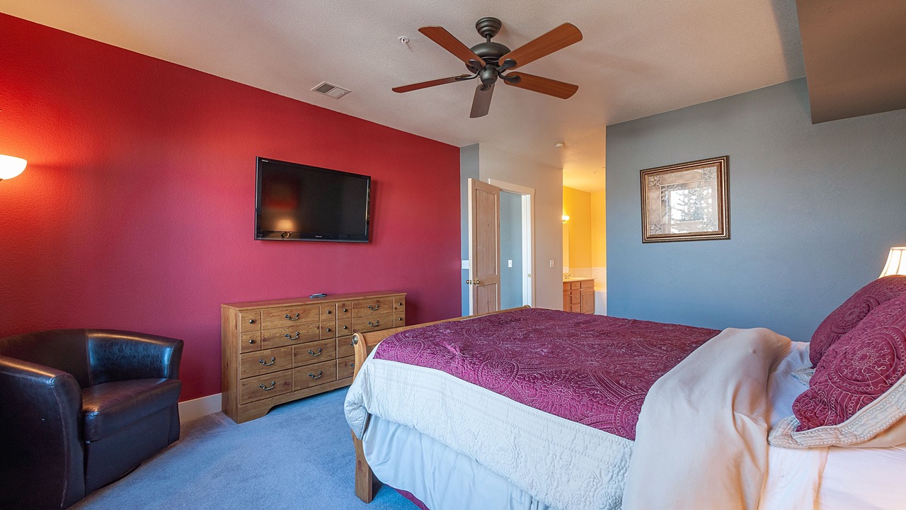 Photo of Bedroom in Pinebrook
