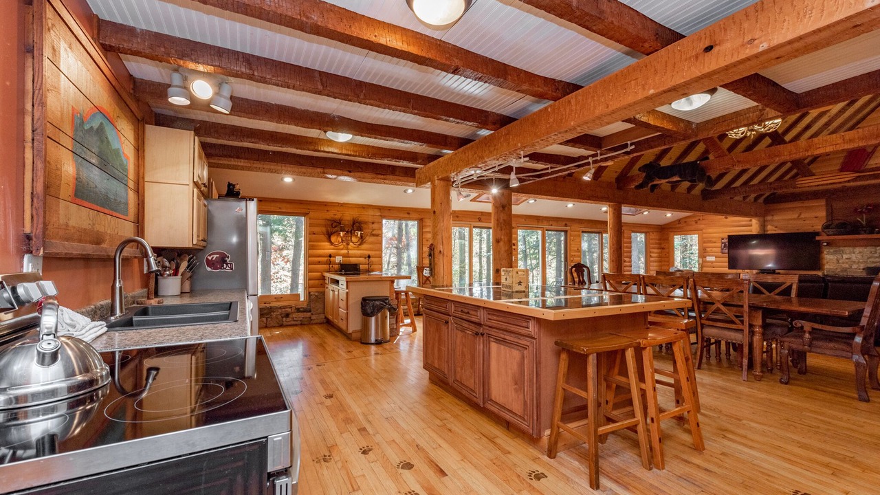 Photo of Kitchen in North Glade Hills