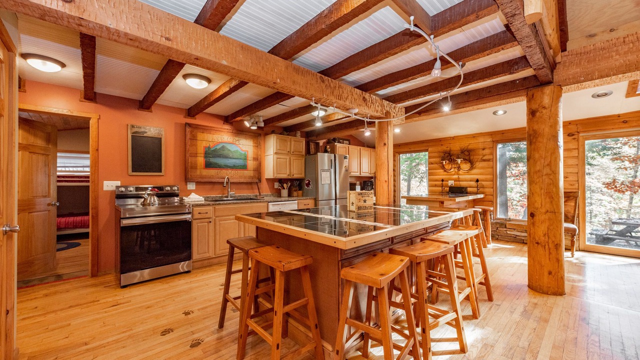 Photo of Kitchen in North Glade Hills