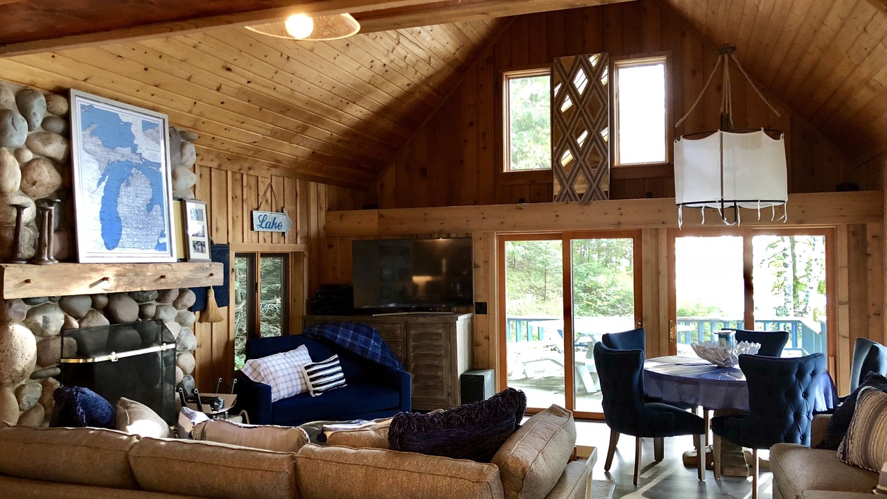 Photo of Bedroom in Harbor Springs