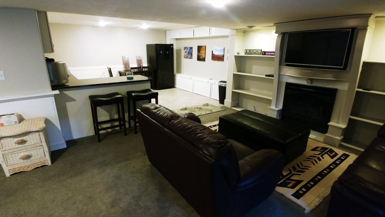 Photo of Livingroom in Bountiful