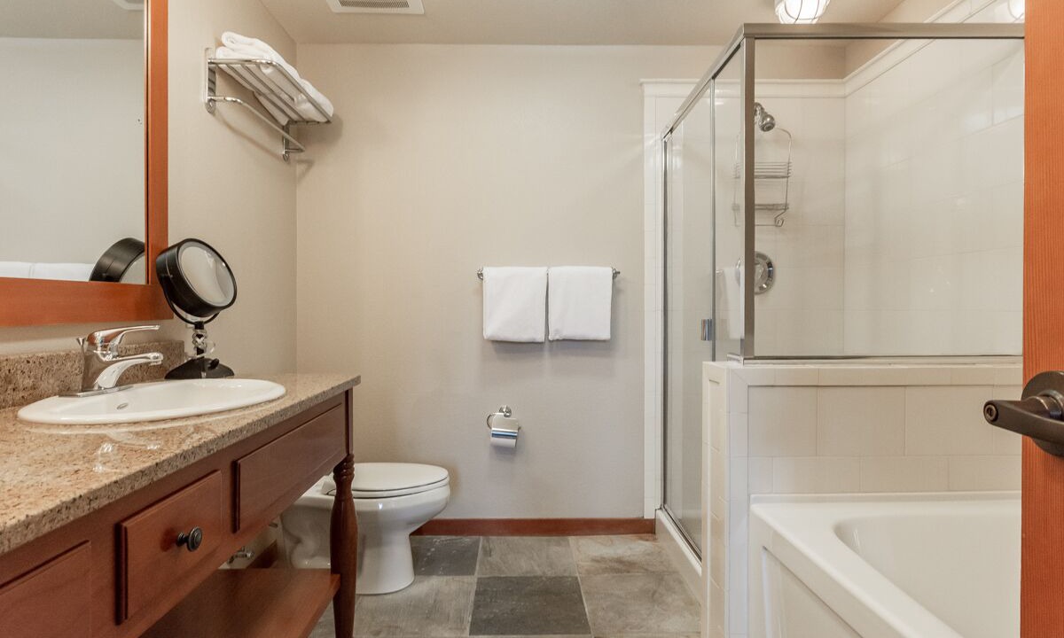 Photo of Bathroom in Mammoth Lakes