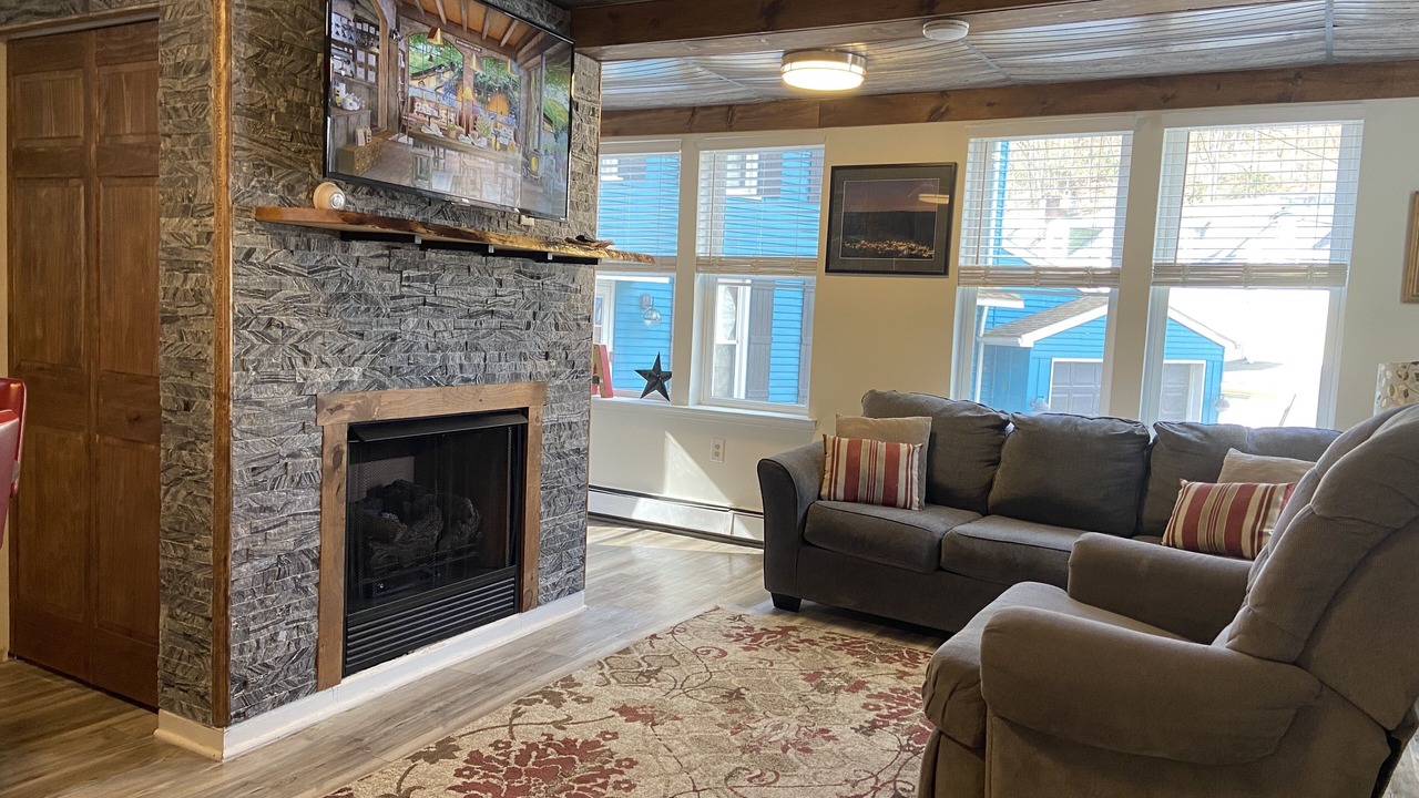 Photo of Livingroom in Ashfield