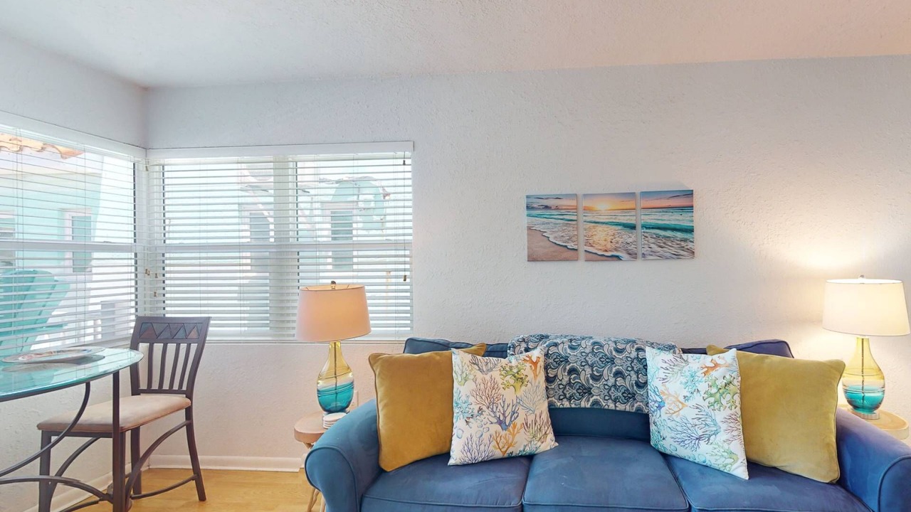Photo of Livingroom in Pass-a-Grille Historic District