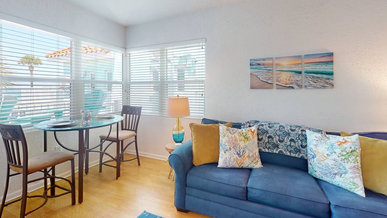 Photo of Livingroom in Pass-a-Grille Historic District