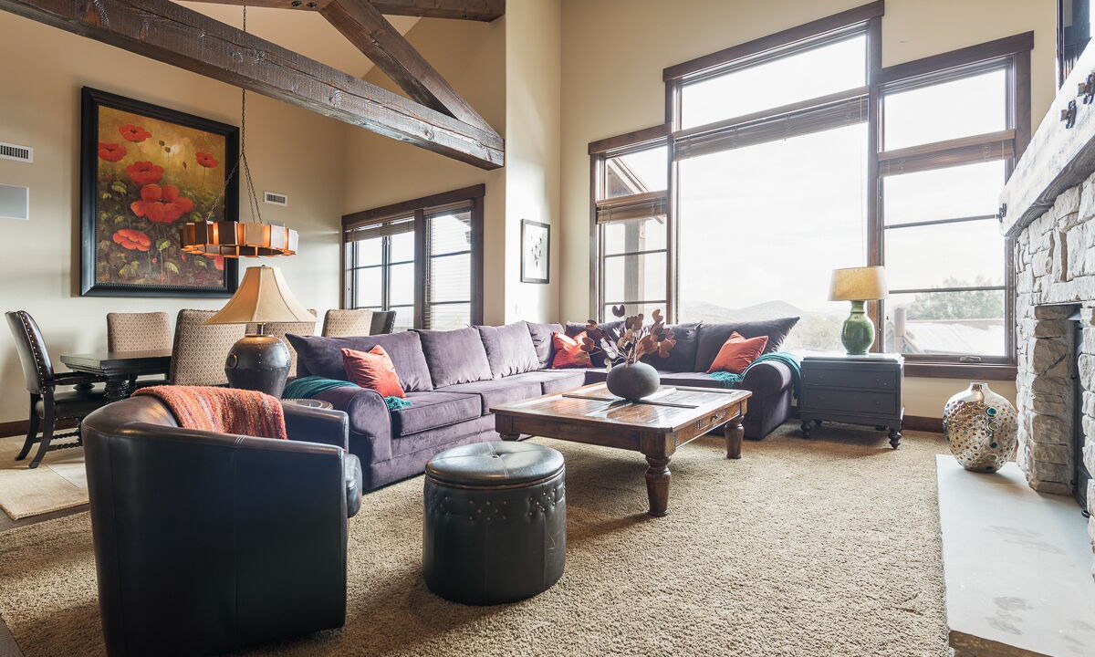 Photo of Livingroom in North Park City