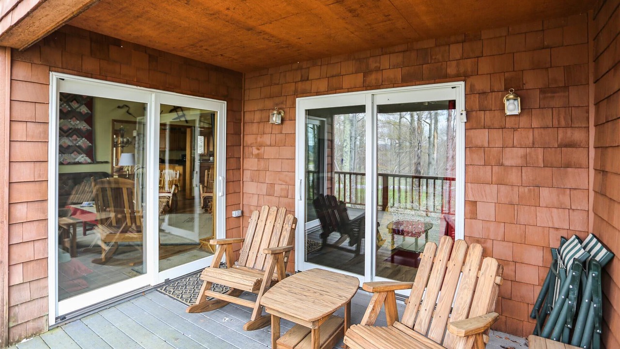 Photo of Patio Balcony in Timberline