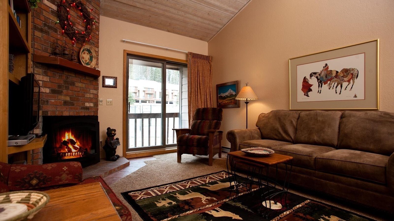 Photo of Livingroom in Purgatory