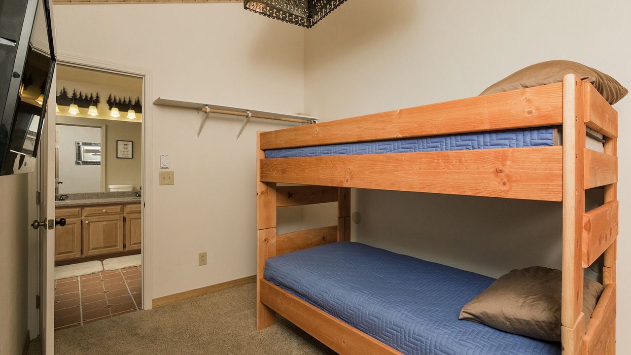 Photo of Bedroom in Purgatory