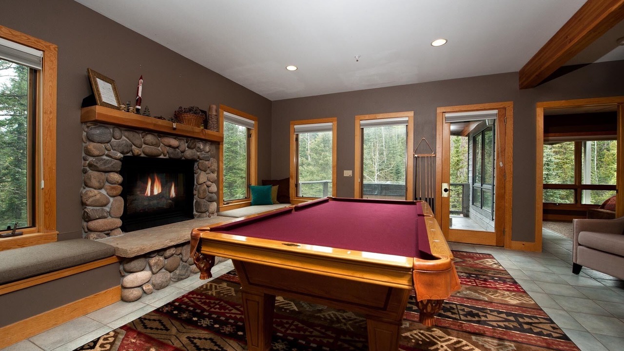 Photo of Livingroom in Columbine Lake