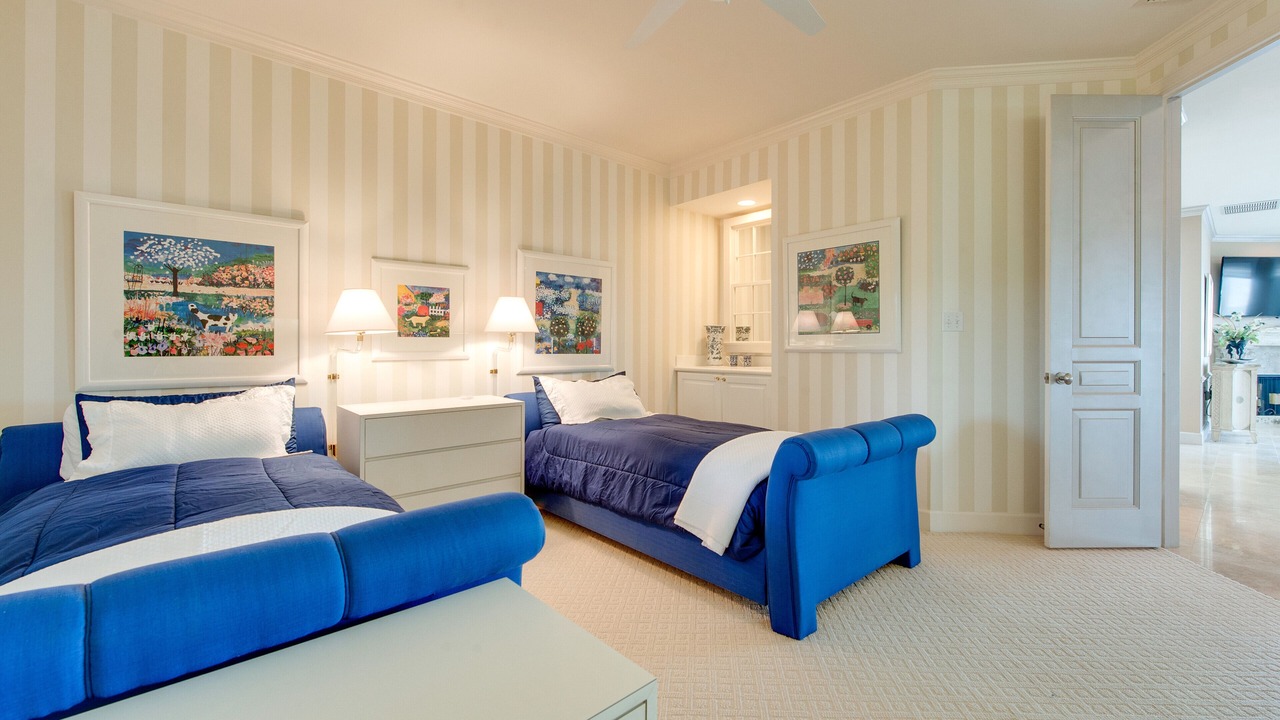 Photo of Bedroom in Beach Lagoon