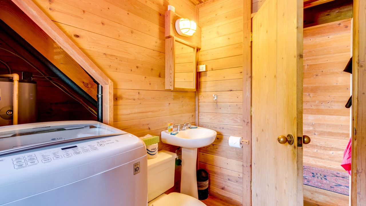 Photo of Bathroom in Oceanside