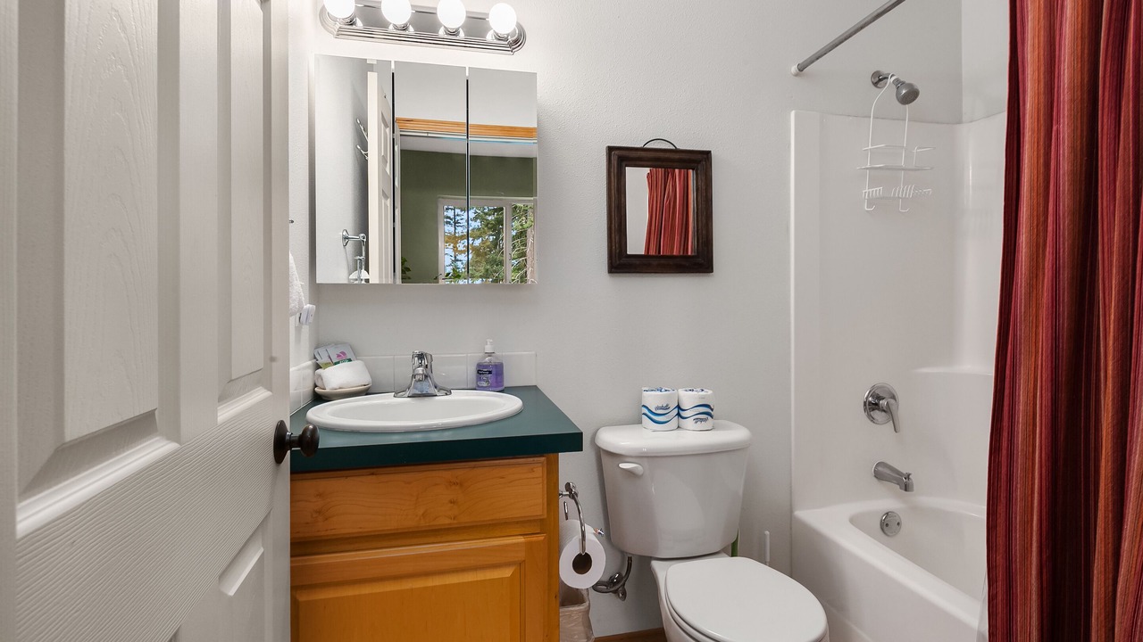 Photo of Bathroom in Cle Elum