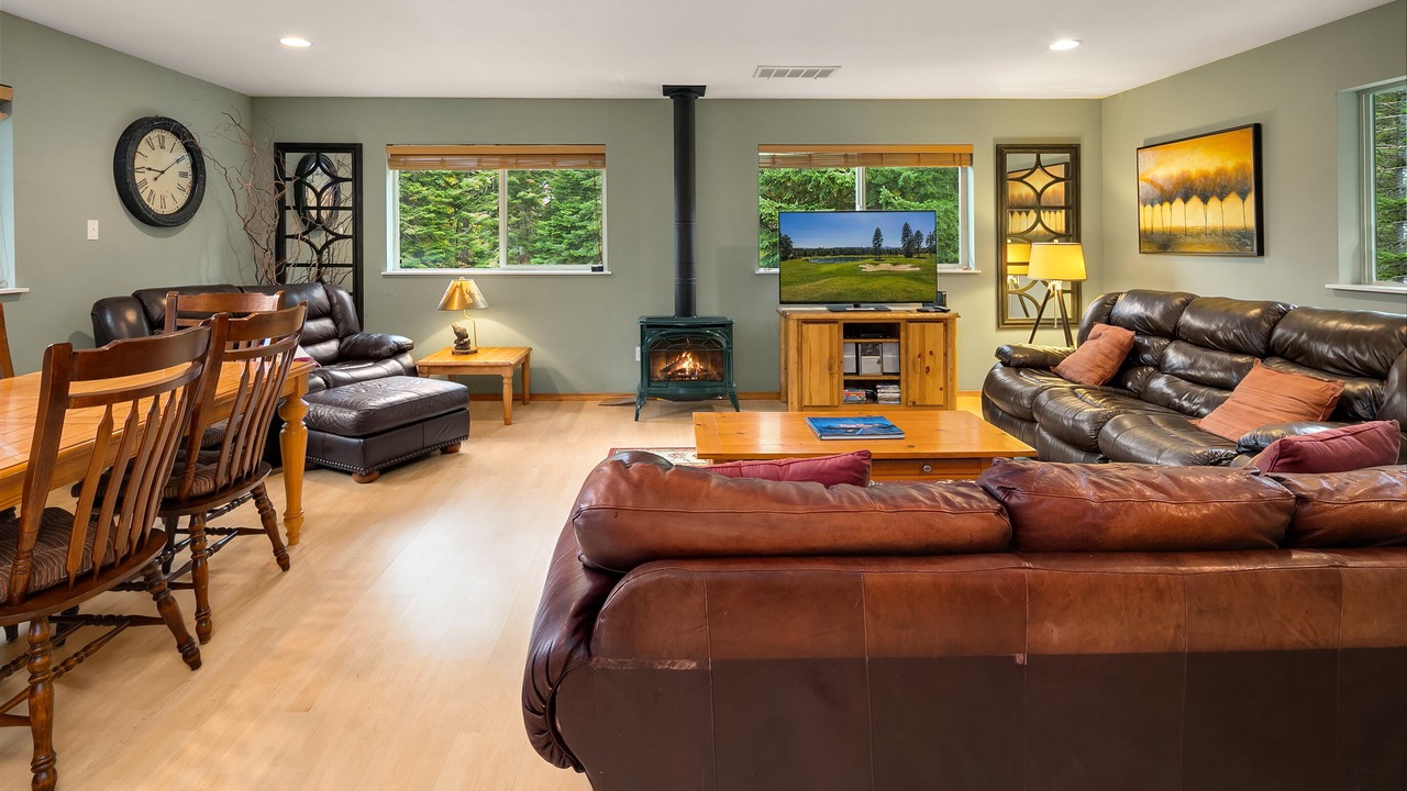 Photo of Livingroom in Cle Elum